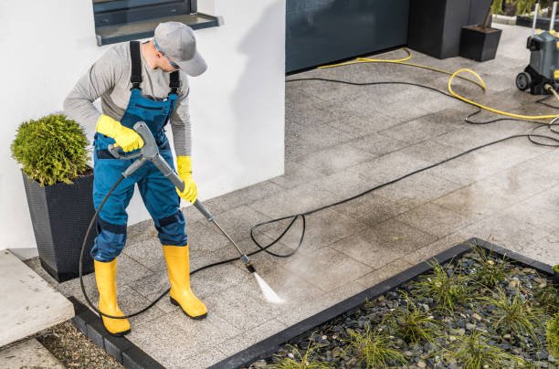 Pressure Washing Brick in Rock Springs, NM